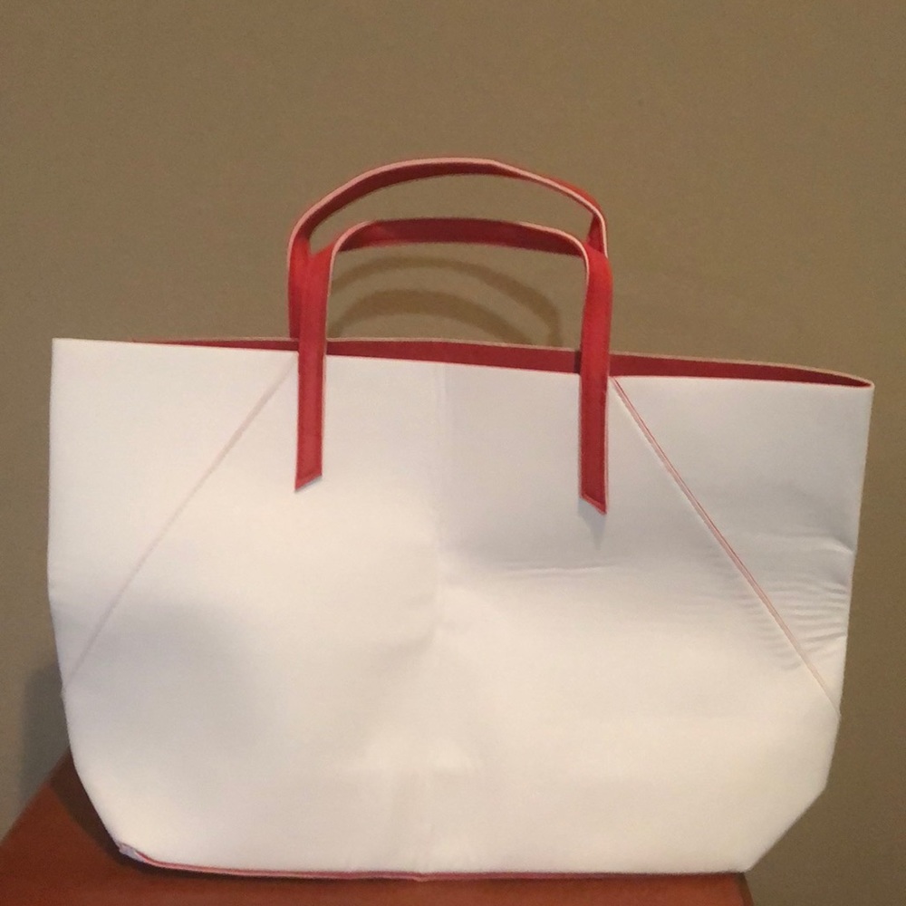 New Clarins textured tote